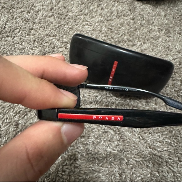 Prada línea rosa sunglasses - Picture 9 of 10